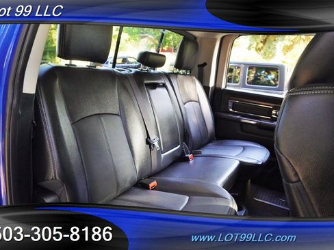 Used 2019 RAM 1500 Laramie w/ Convenience Group AWD/4WD image 16