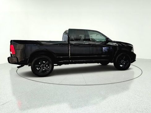 Used 2019 RAM 1500 Express w/ Wheel & Sound Group AWD/4WD image 4