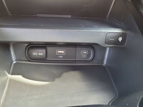 Used 2024 Kia Soul GT-Line image 24