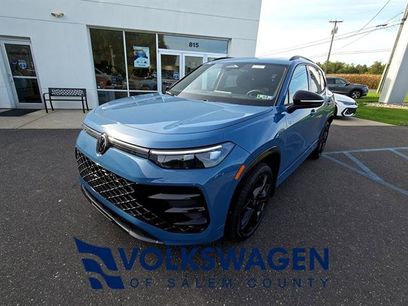 New 2025 Volkswagen Tiguan SE R-Line