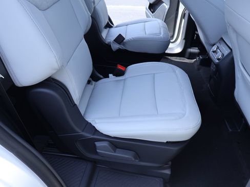 New 2026 Ford Explorer Platinum w/ LUX Leather Package AWD/4WD image 16