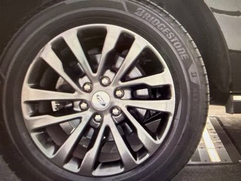 Used 2020 Ford Expedition Max Limited RWD image 16