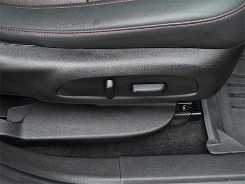 Used 2021 Chevrolet Blazer RS w/ Enhanced Convenience Package image 15