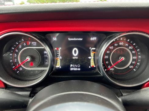 Used 2021 Jeep Gladiator Rubicon w/ Dual Top Group AWD/4WD image 22