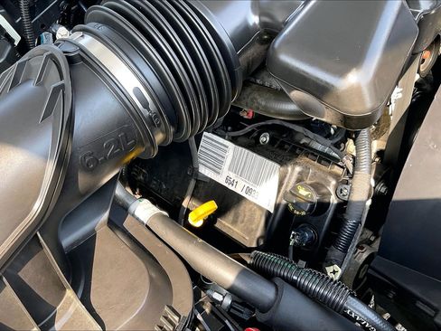Used 2018 Ford F250 XL w/ Power Equipment Group AWD/4WD image 31