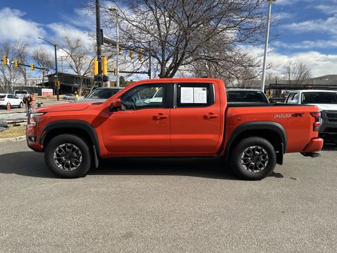 Certified 2025 Nissan Frontier PRO-4X image 7