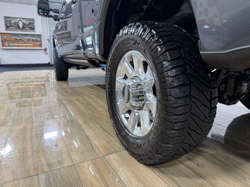 Used 2019 Ford F250 Platinum w/ Platinum Ultimate Package AWD/4WD image 10