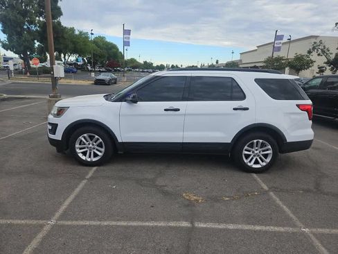 Used 2016 Ford Explorer FWD image 4