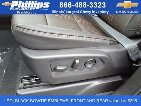 New 2026 Chevrolet Suburban High Country image 7