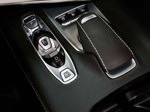 Used 2024 Chevrolet Corvette Z06 RWD image 25