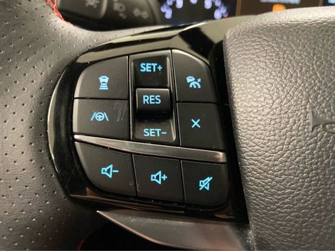 Used 2023 Ford Explorer ST-Line w/ Class IV Trailer Tow Package image 25