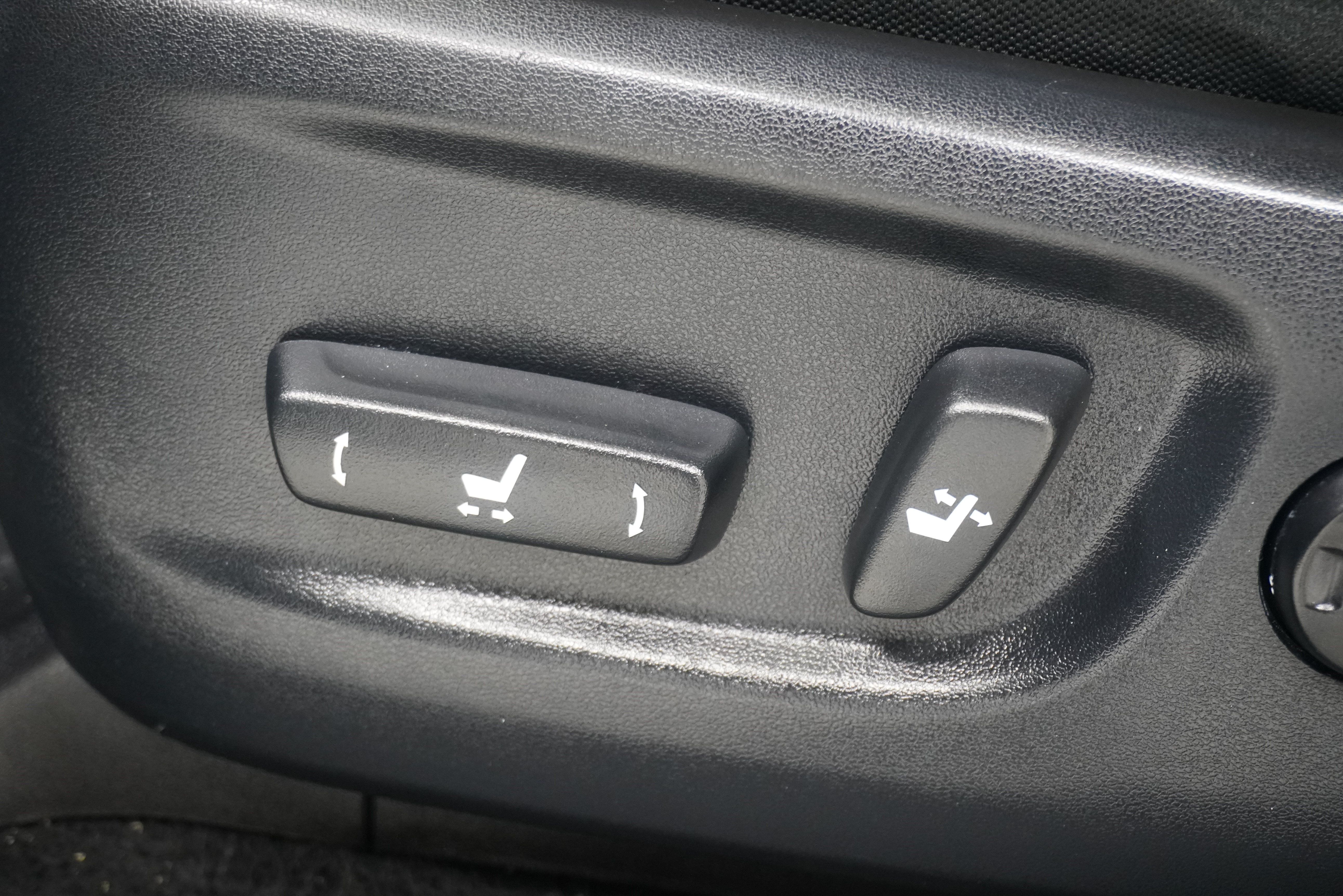 Used 2016 Toyota 4Runner SR5 RWD image 15