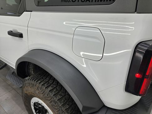 Used 2023 Ford Bronco Badlands w/ Sasquatch Package image 33