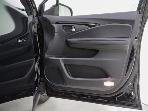 New 2026 Honda Ridgeline Black Edition image 38