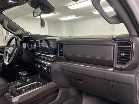 Certified 2023 GMC Sierra 1500 SLT w/ SLT Convenience Package AWD/4WD image 28