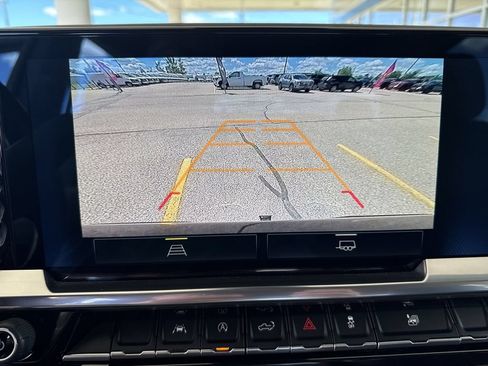 Used 2023 Chevrolet Silverado 1500 LT w/ Protection Package AWD/4WD image 16