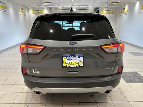 Used 2022 Ford Escape SE w/ Convenience Package image 24