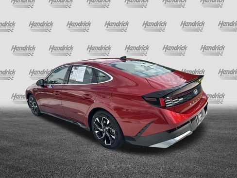 Used 2025 Hyundai Sonata SEL FWD image 8