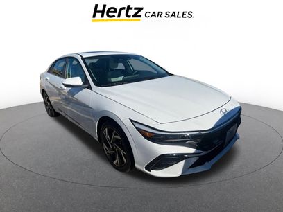Used 2025 Hyundai Elantra Limited