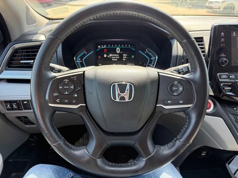 Used 2023 Honda Odyssey EX-L image 14