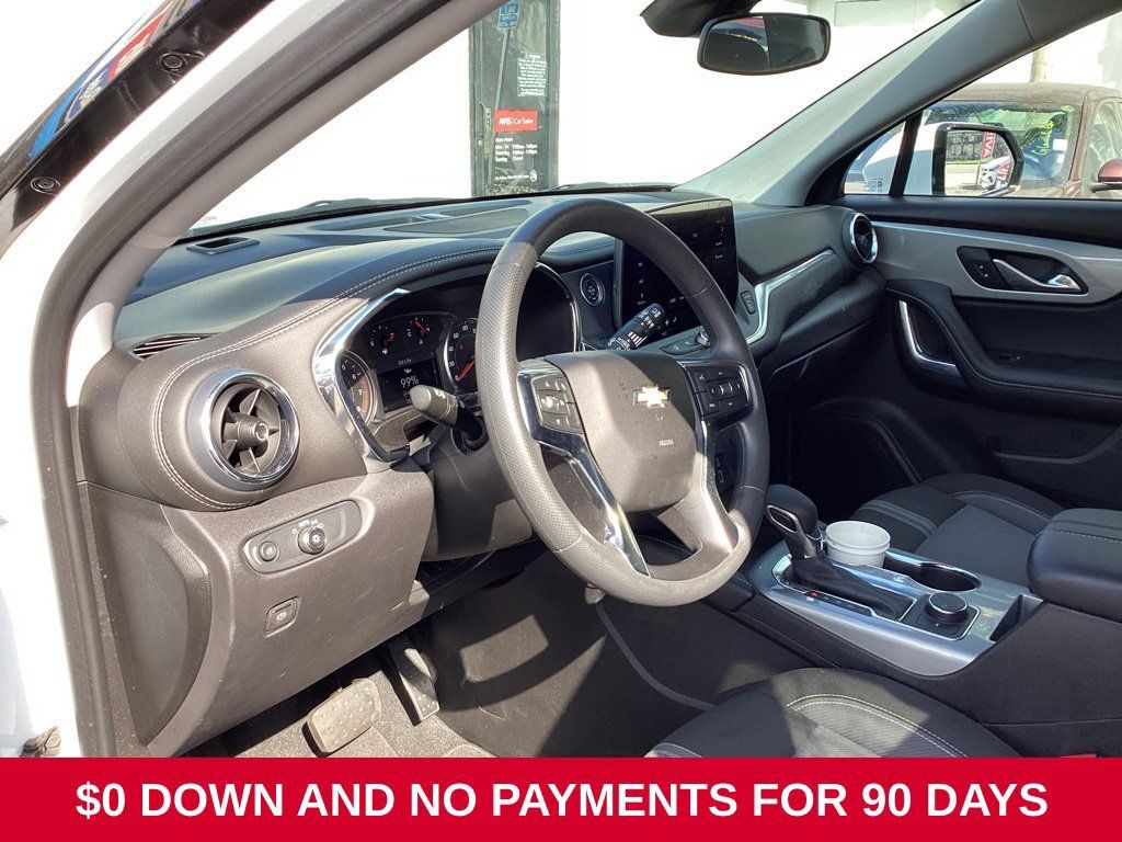 Used 2025 Chevrolet Blazer LT AWD/4WD image 7
