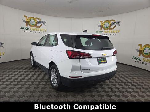 Used 2024 Chevrolet Equinox LS w/ Driver Confidence II Package FWD image 6