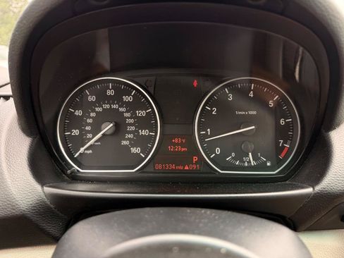 Used 2010 BMW 128i Convertible RWD image 2