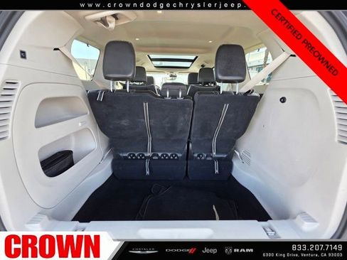 Used 2023 Chrysler Pacifica Limited image 14