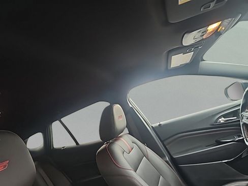 Used 2024 Chevrolet Trax RS w/ Driver Confidence Package image 31