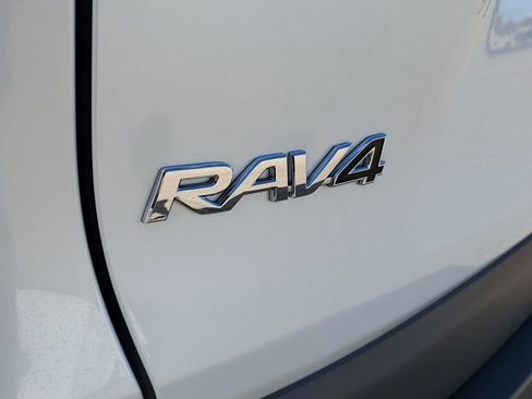 Used 2024 Toyota RAV4 XLE Premium image 25