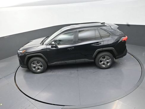 Used 2024 Toyota RAV4 XLE FWD image 25