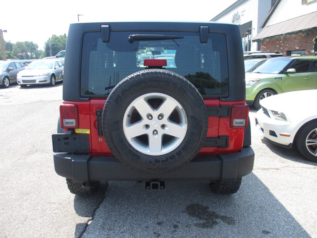 Used 2012 Jeep Wrangler Sport w/ Connectivity Group AWD/4WD image 4