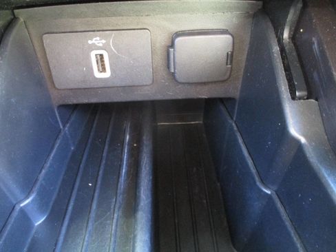 Used 2017 Ford Explorer XLT w/ Equipment Group 201A image 35