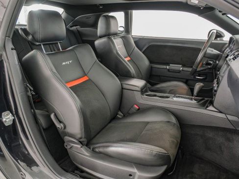 Used 2008 Dodge Challenger SRT8 image 35