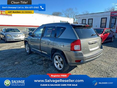 Used 2013 Jeep Compass Sport image 4