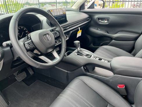 Certified 2026 Honda HR-V EX-L image 18