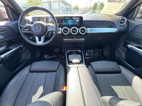 Used 2023 Mercedes-Benz GLB 250 image 31