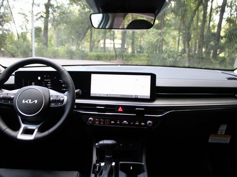 New 2026 Kia K5 EX image 23