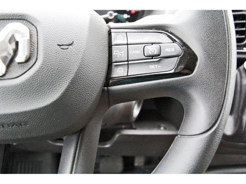 Used 2026 RAM ProMaster 2500 w/ Convenience Group FWD image 13