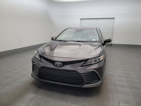 Used 2021 Toyota Camry LE w/ Carpet Mat Package (TMS) FWD image 15
