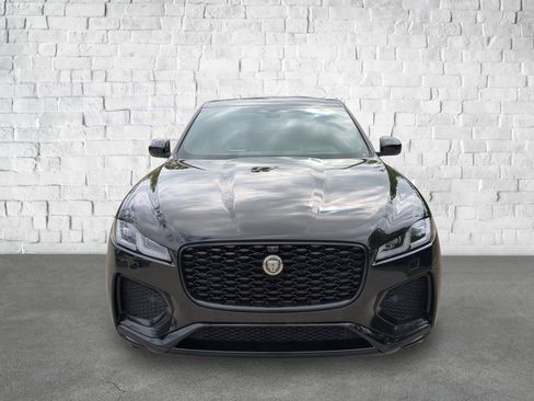 New 2026 Jaguar F-PACE R-Dynamic S image 2