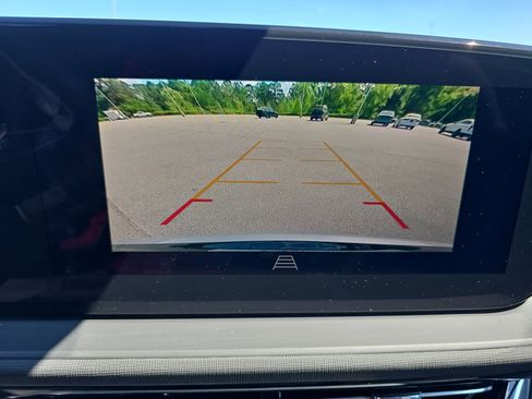 Used 2024 Buick Envista Sport Touring w/ Convenience I Package FWD image 23