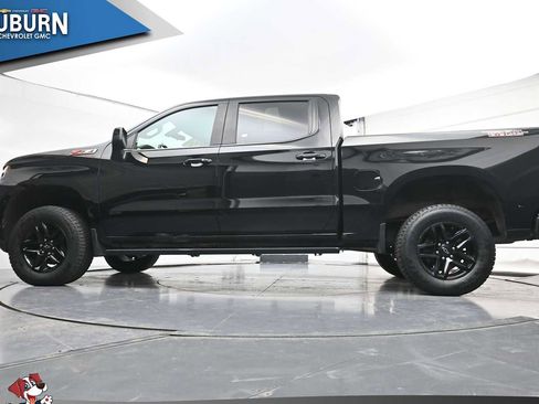 Used 2021 Chevrolet Silverado 1500 LT Trail Boss w/ Convenience Package II image 19