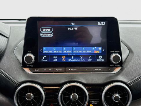Used 2025 Nissan Sentra SV FWD image 19