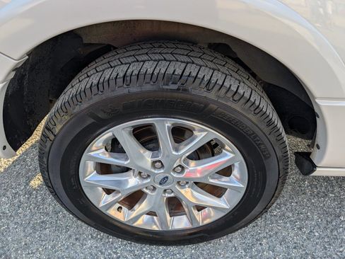 Used 2017 Ford Expedition EL Limited w/ Equipment Group 301A image 6