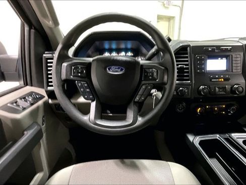 Used 2018 Ford F150 XL w/ Equipment Group 101A Mid AWD/4WD image 5