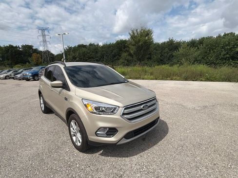 Used 2018 Ford Escape SEL AWD/4WD image 12