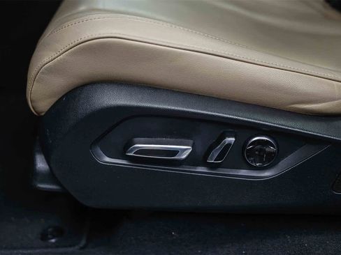 Used 2023 Acura MDX FWD image 22