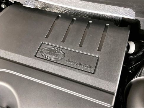 Used 2024 Land Rover Range Rover Evoque Dynamic SE image 32