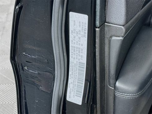 Used 2019 Jeep Grand Cherokee Altitude image 24